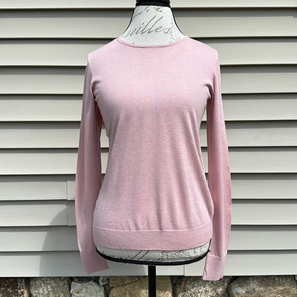Ann TAYLOR Dusty Pink Lightweight Sweater